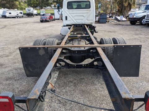 2019 International 4300 24 ft Cab Chassis(CDL)