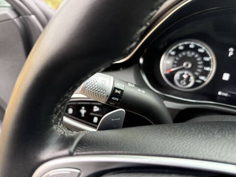 2025 Genesis GV70 2.5T Standard