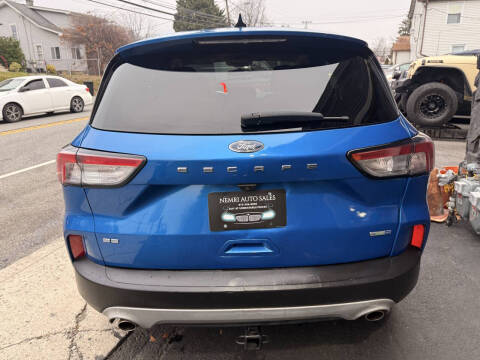 2020 Ford Escape SE