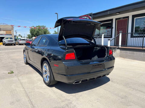 2013 Dodge Charger SE