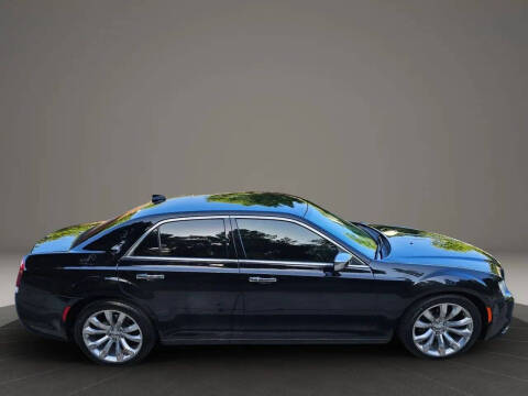 2018 Chrysler 300 Limited