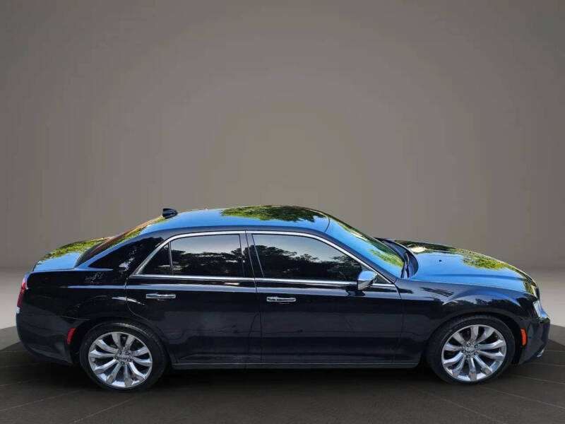 2018 Chrysler 300 Limited