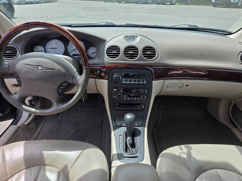 2004 Chrysler 300M