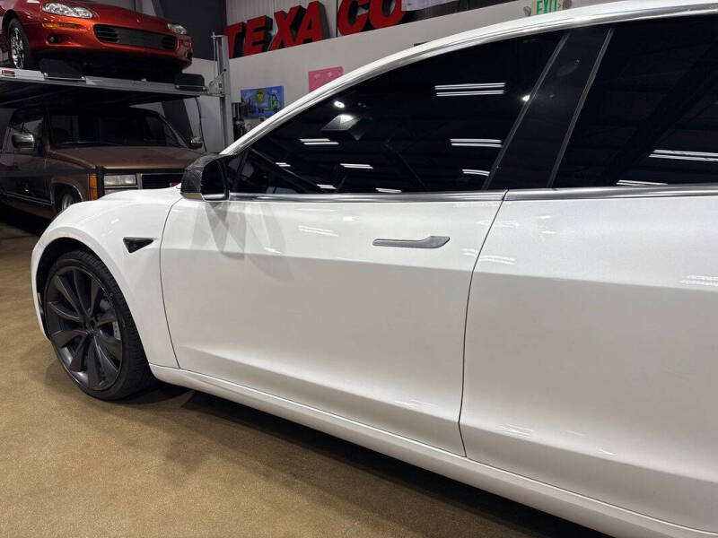 2020 Tesla Model 3 Performance