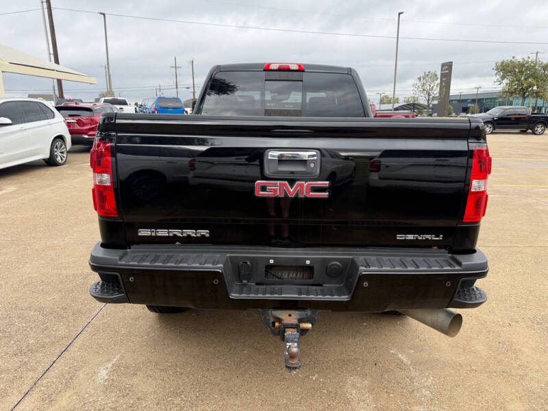 2015 GMC Sierra 2500HD Denali