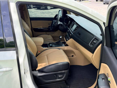 2017 Kia Sedona SX