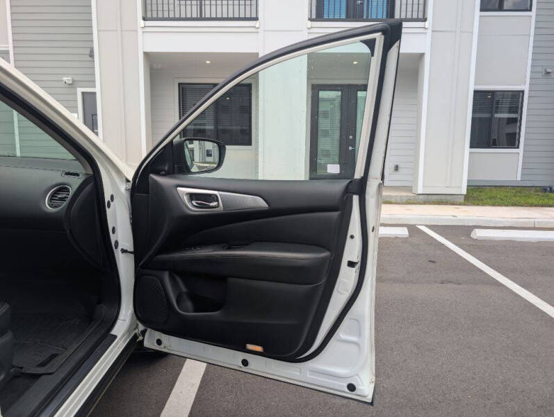 2018 Nissan Pathfinder S