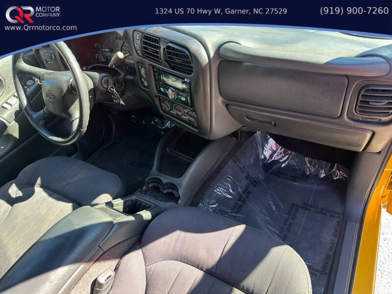 2004 Chevrolet Blazer LS