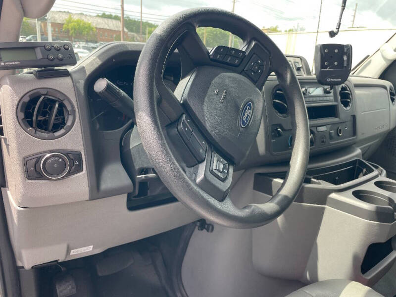 2023 Ford E-Series
