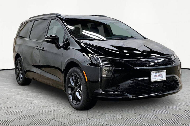 2027 Chrysler Pacifica Limited