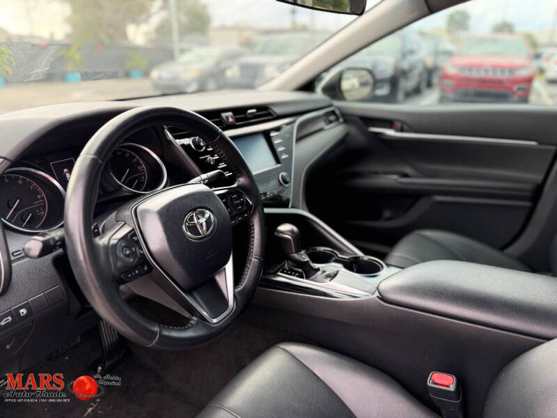 2018 Toyota Camry SE