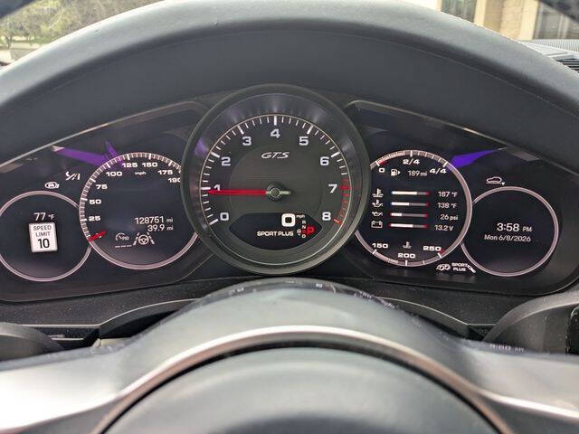 2022 Porsche Cayenne GTS Coupe