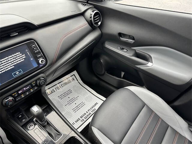 2024 Nissan Kicks SR