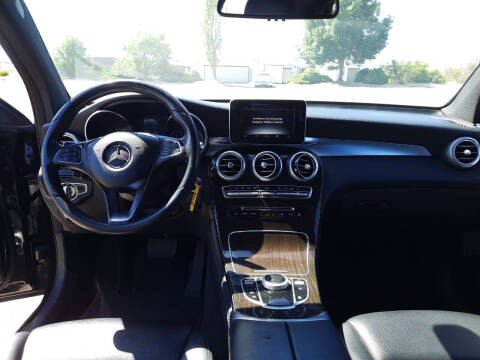 2017 Mercedes-Benz GLC GLC 300