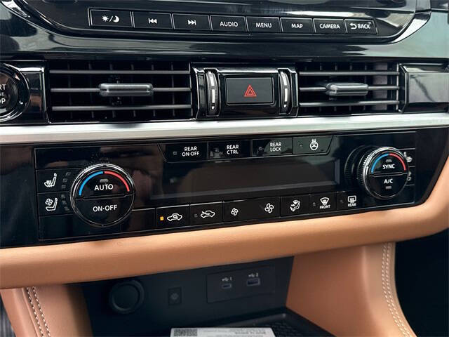 2025 Nissan Pathfinder Platinum