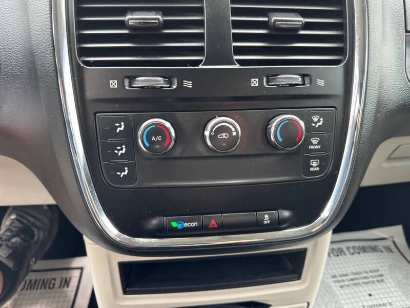 2014 Dodge Grand Caravan SE