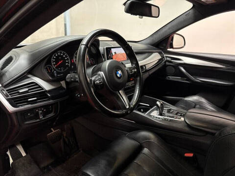 2015 BMW X6 M