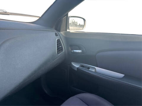 2013 Chrysler 200 Touring