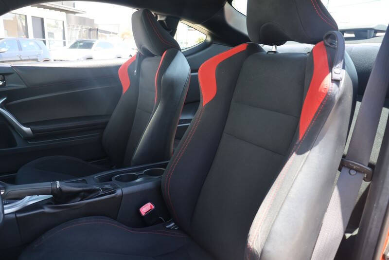 2015 Scion FR-S