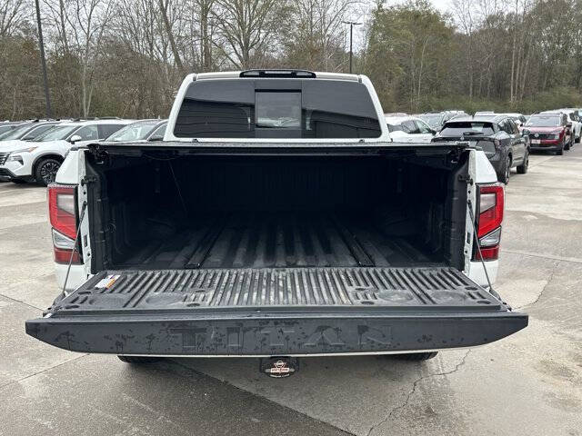 2021 Nissan Titan Platinum Reserve