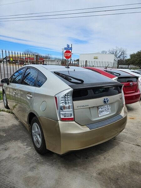 2011 Toyota Prius Two