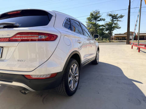 2017 Lincoln MKC Select