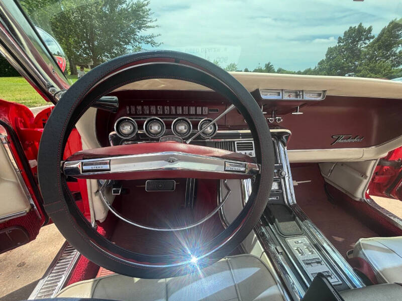 1966 Ford Thunderbird