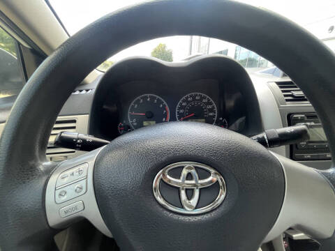2012 Toyota Corolla LE