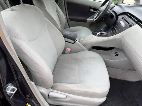 2010 Toyota Prius II