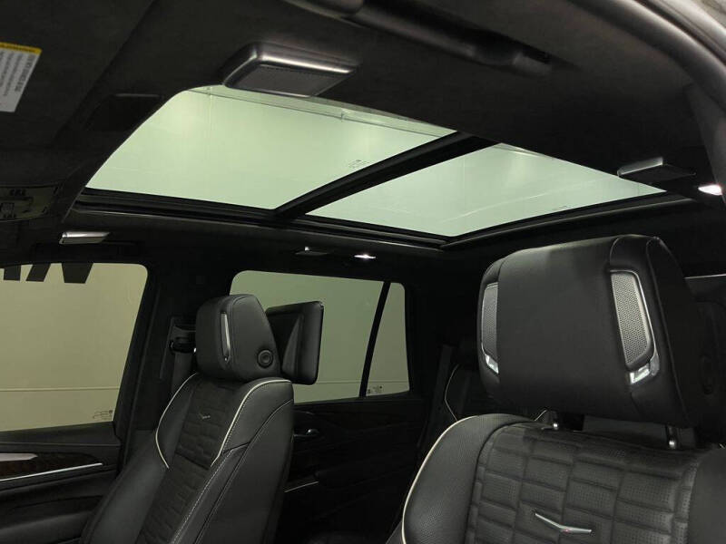 2022 Cadillac Escalade Sport Platinum