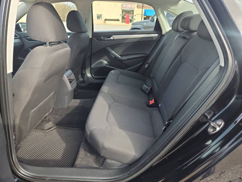 2012 Volkswagen Passat S PZEV