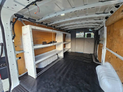 2018 Nissan NV 1500 SV