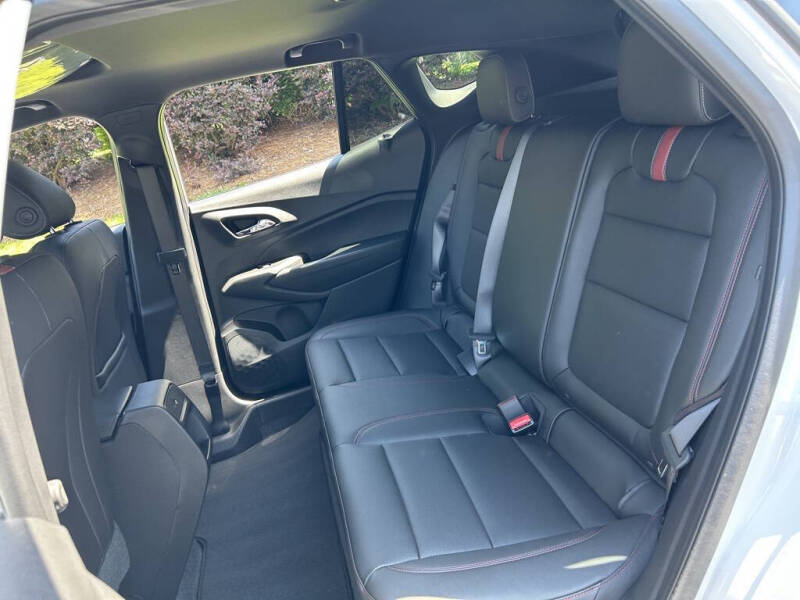 2025 Chevrolet Trax RS