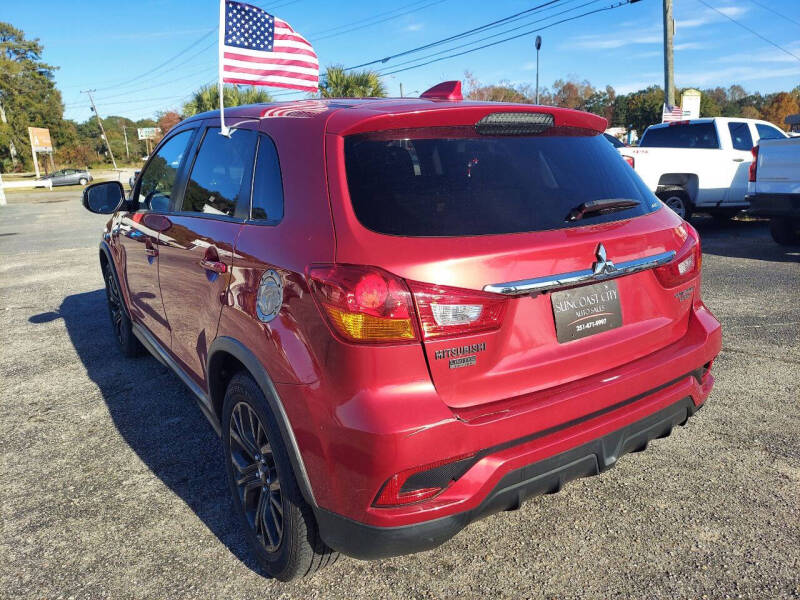 2018 Mitsubishi Outlander Sport null photo 3