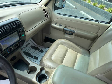 2005 Ford Explorer Sport Trac