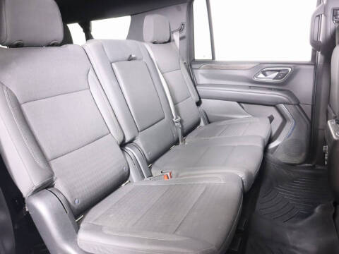 2022 Chevrolet Suburban LS