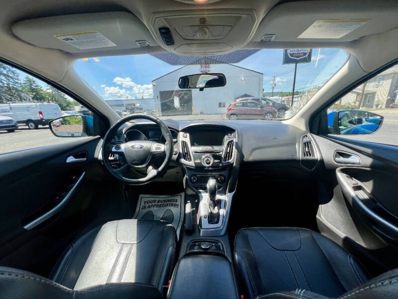 2014 Ford Focus Titanium