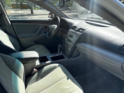 2009 Toyota Camry Hybrid