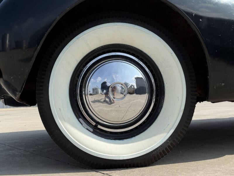 1940 Cadillac Series 52