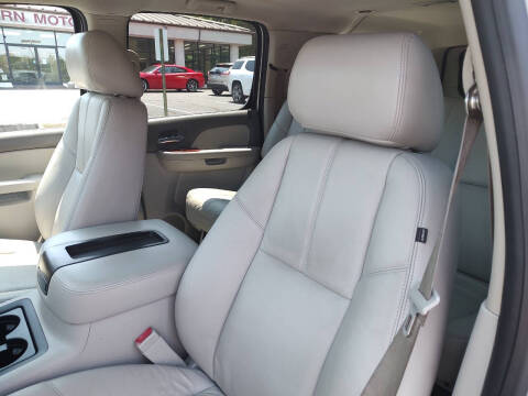2013 GMC Yukon XL SLT