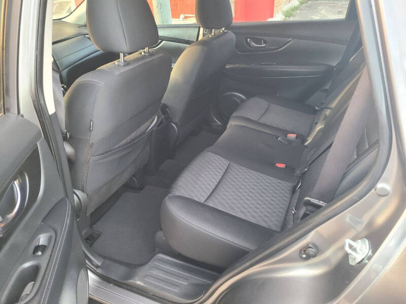 2017 Nissan Rogue S