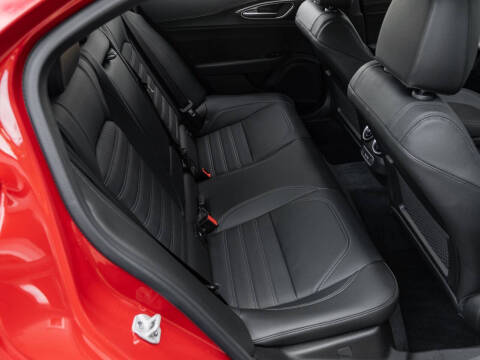 2024 Alfa Romeo Giulia Quadrifoglio