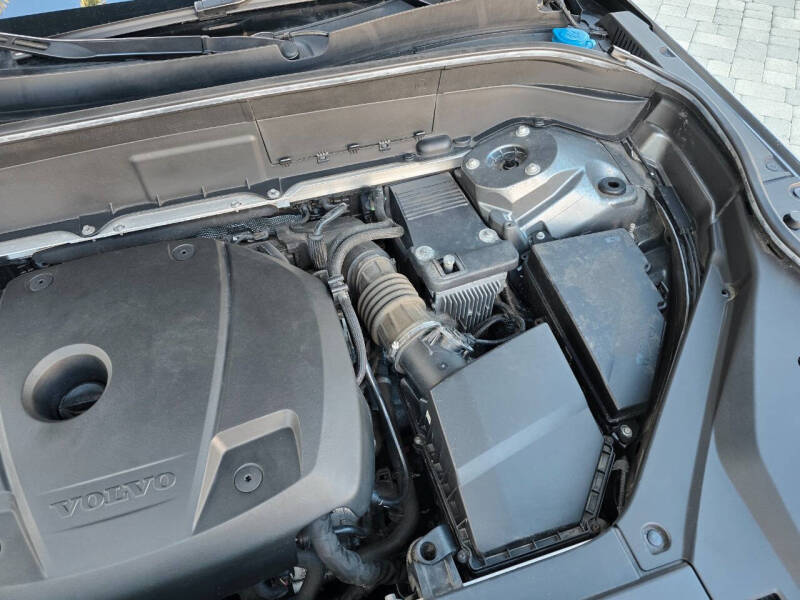 2017 Volvo XC90 T6 Inscription