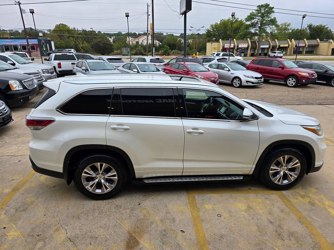 2015 Toyota Highlander for sale at Mac Motors in Arlington, TX