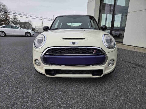 2016 MINI Hardtop 2 Door Cooper S