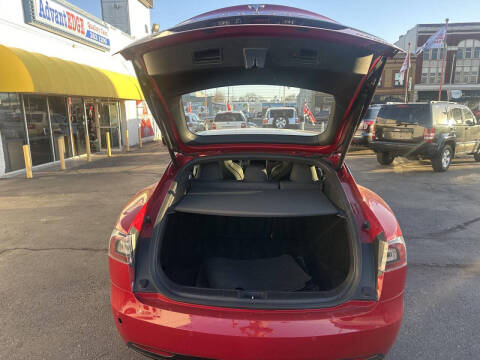 2020 Tesla Model S Long Range