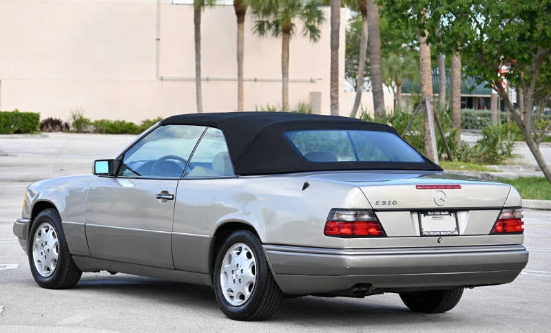 1995 Mercedes-Benz E-Class E 320