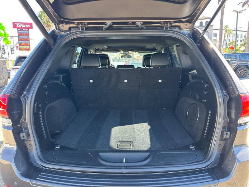 2021 Jeep Grand Cherokee Laredo X