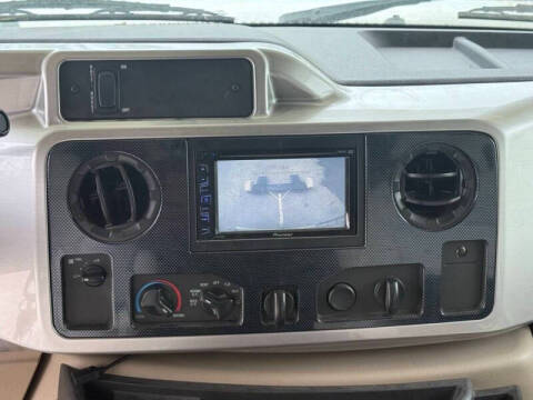 2016 Winnebago Spirit 31K