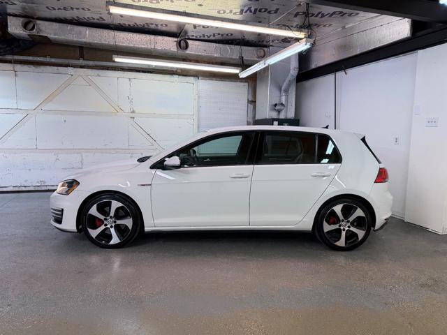 2016 Volkswagen Golf GTI